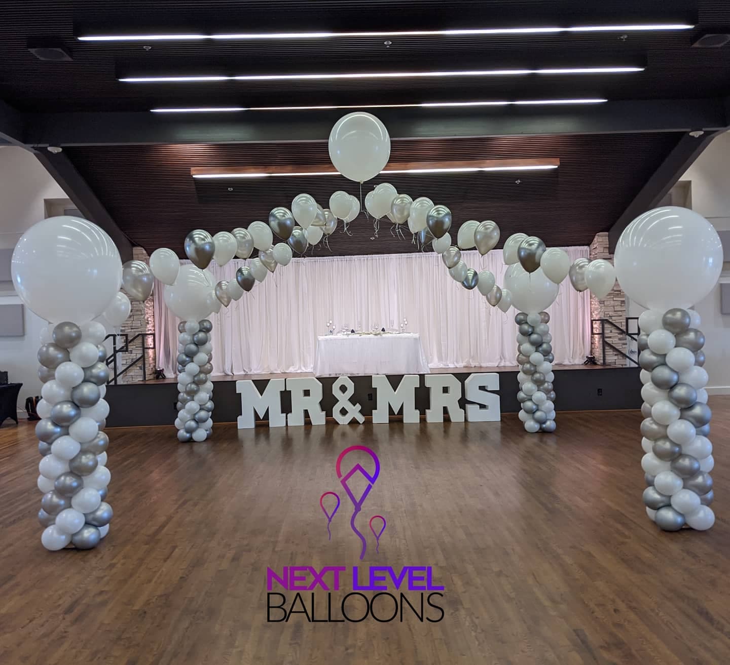 Balloon Sculpture for a Wedding