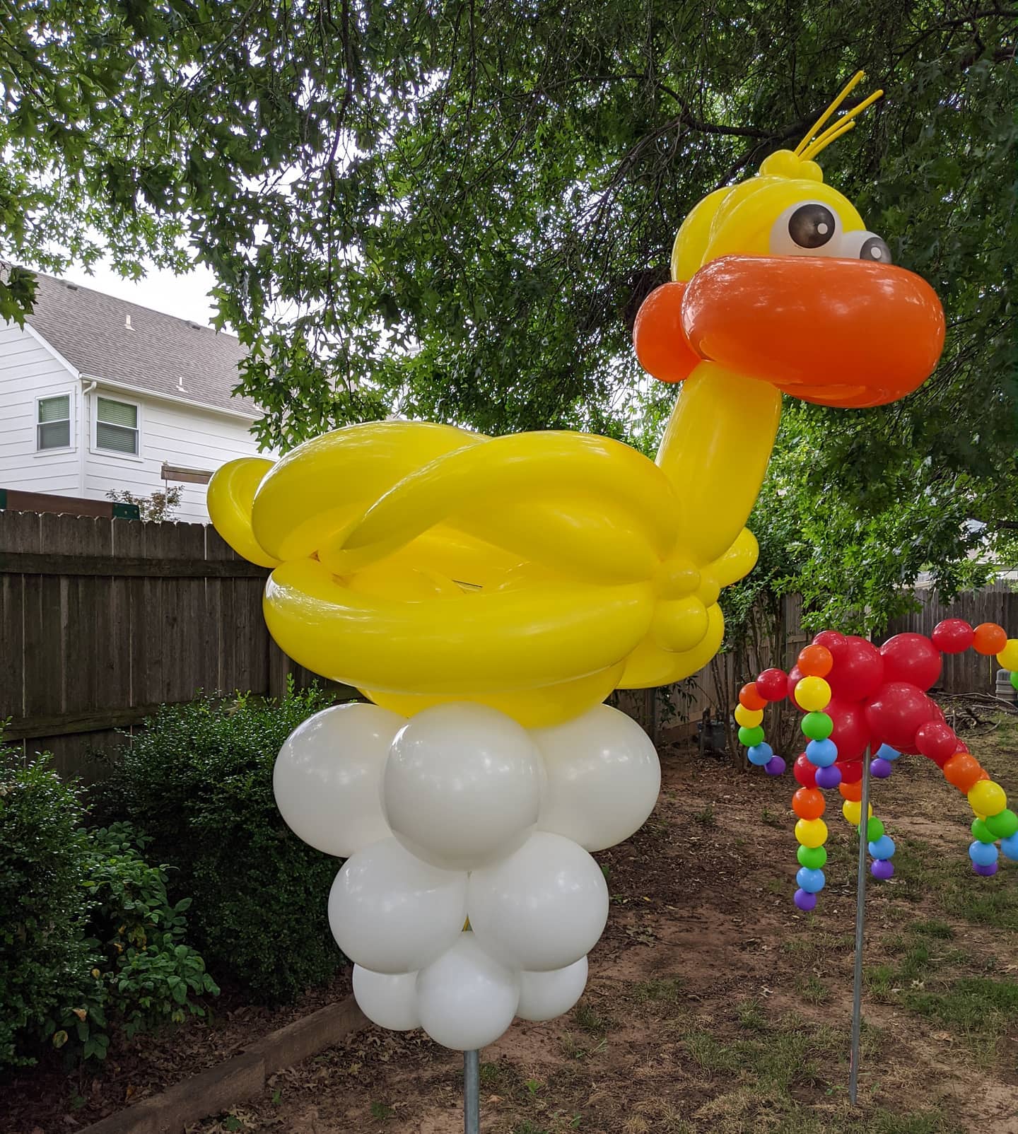 Balloon Yard Decor